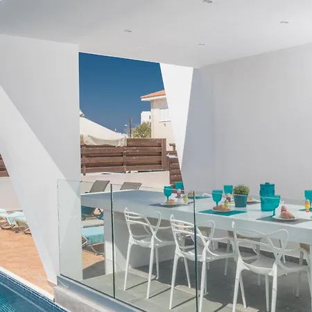 Villa Marimar Luxury Protaras