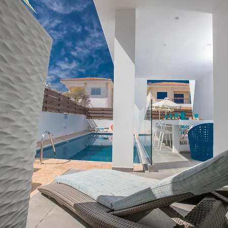 Villa Marimar Luxury Protaras
