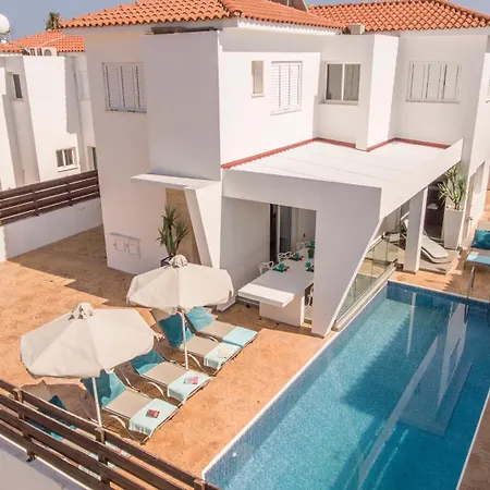 Villa Marimar Luxury Protaras