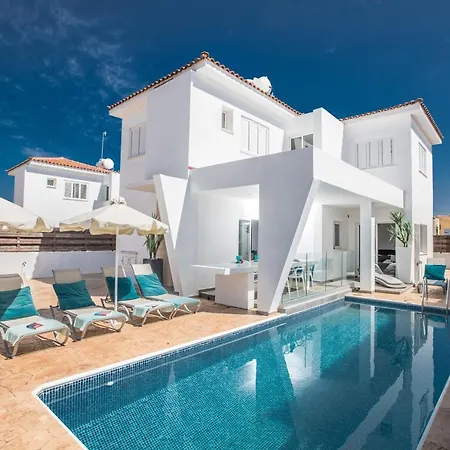Villa Marimar Luxury Protaras