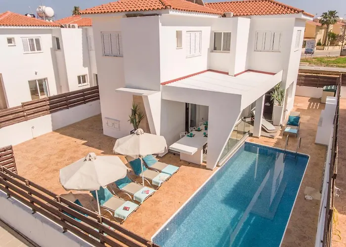 Vila Marimar Protaras